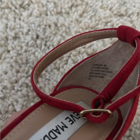 Steve Madden Carrson Red Suede Block Ankle Strap Heels Size 7 - Picture 5 of 6